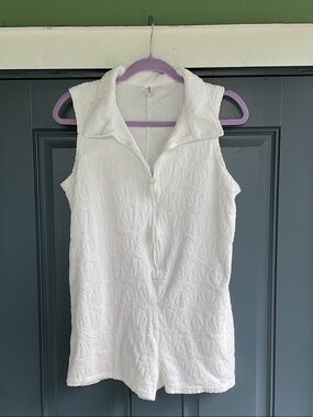 Sandy Beach White Sleeveless Zip-Front Swim Coverup, Size M